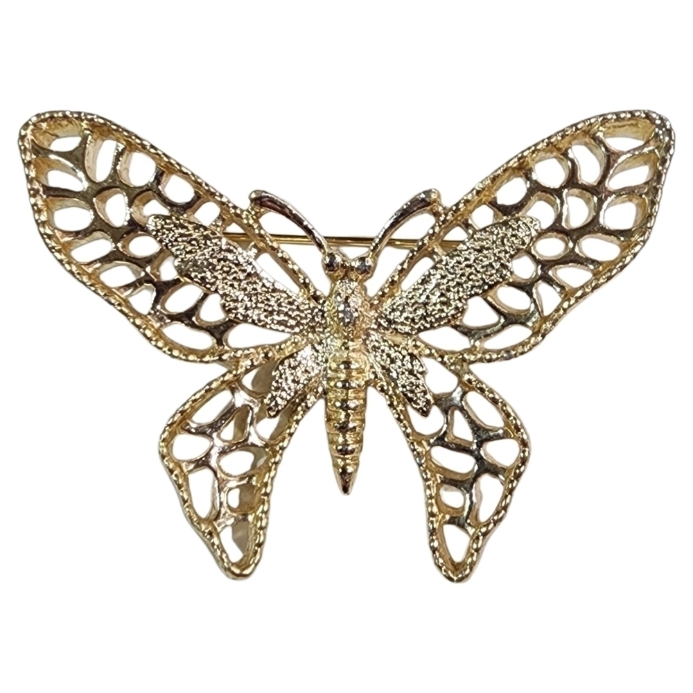 Vintage Sarah Coventry goldtone brooch large wings